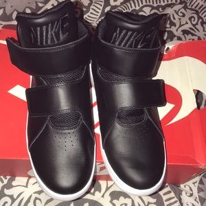 Nike Marxman (GS) size 6Y